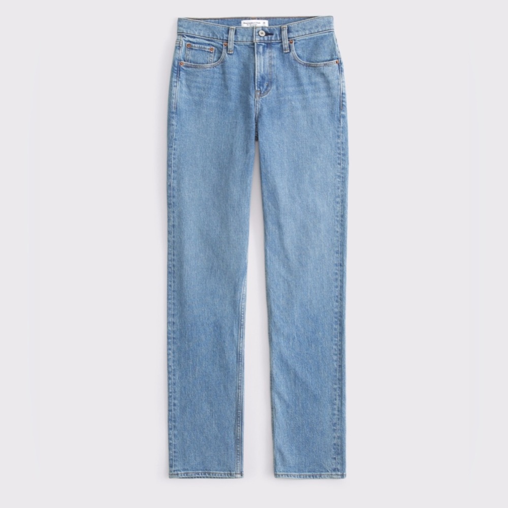 NWT Abercrombie Mid Rise 90’s Straight Medium Tinted 31 Long